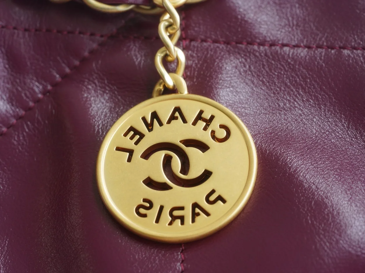 샤넬 22백 미디엄 버건디 금장