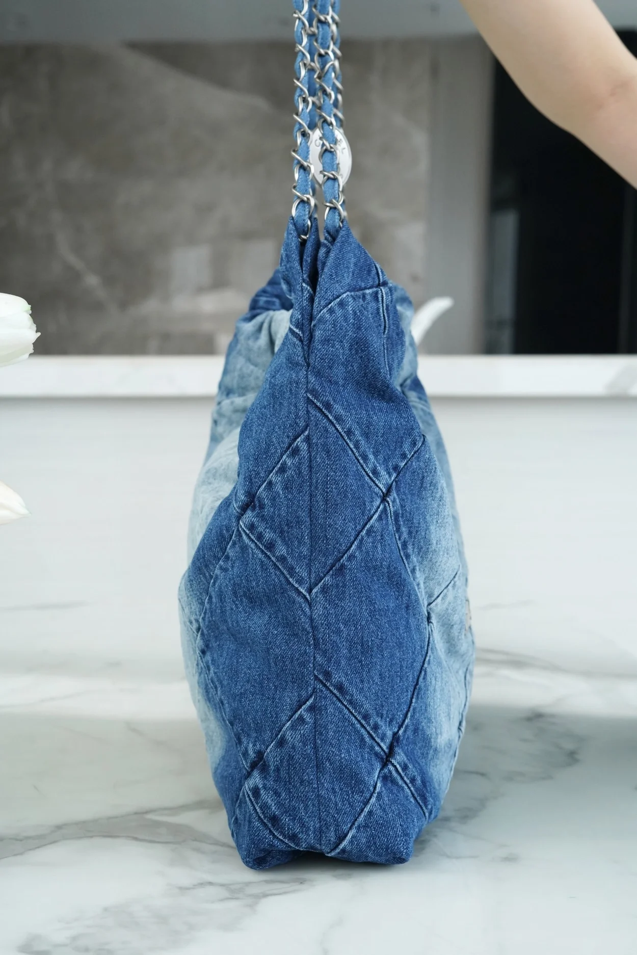 샤넬 22백 미디엄 데님 은장