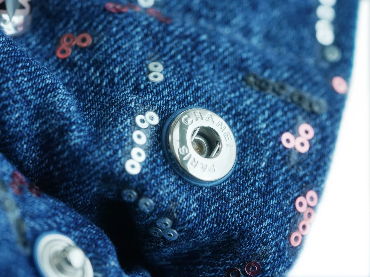 샤넬 22백 미디엄 시퀸 데님 은장