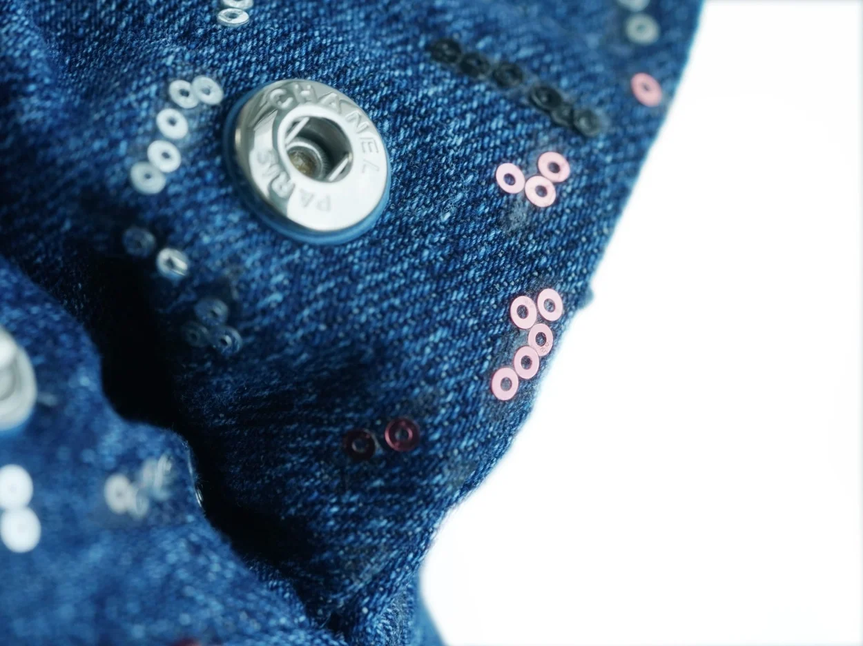 샤넬 22백 미디엄 시퀸 데님 은장