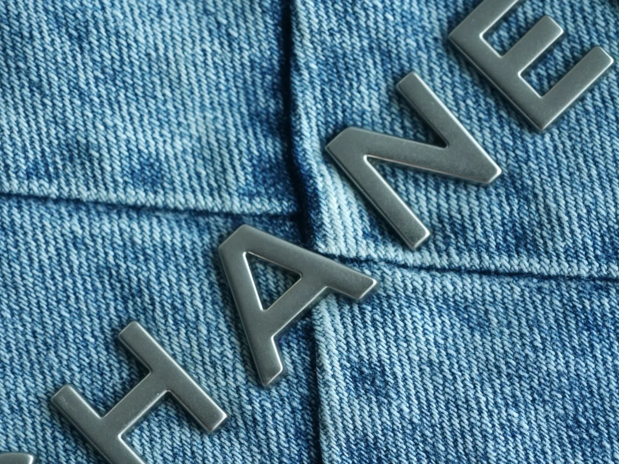 샤넬 22백팩 데님 은장