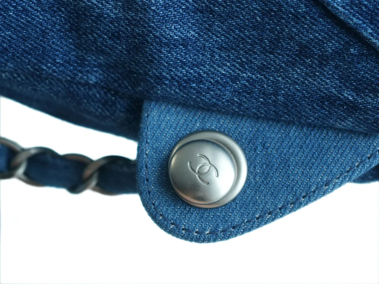 샤넬 22백팩 데님 은장