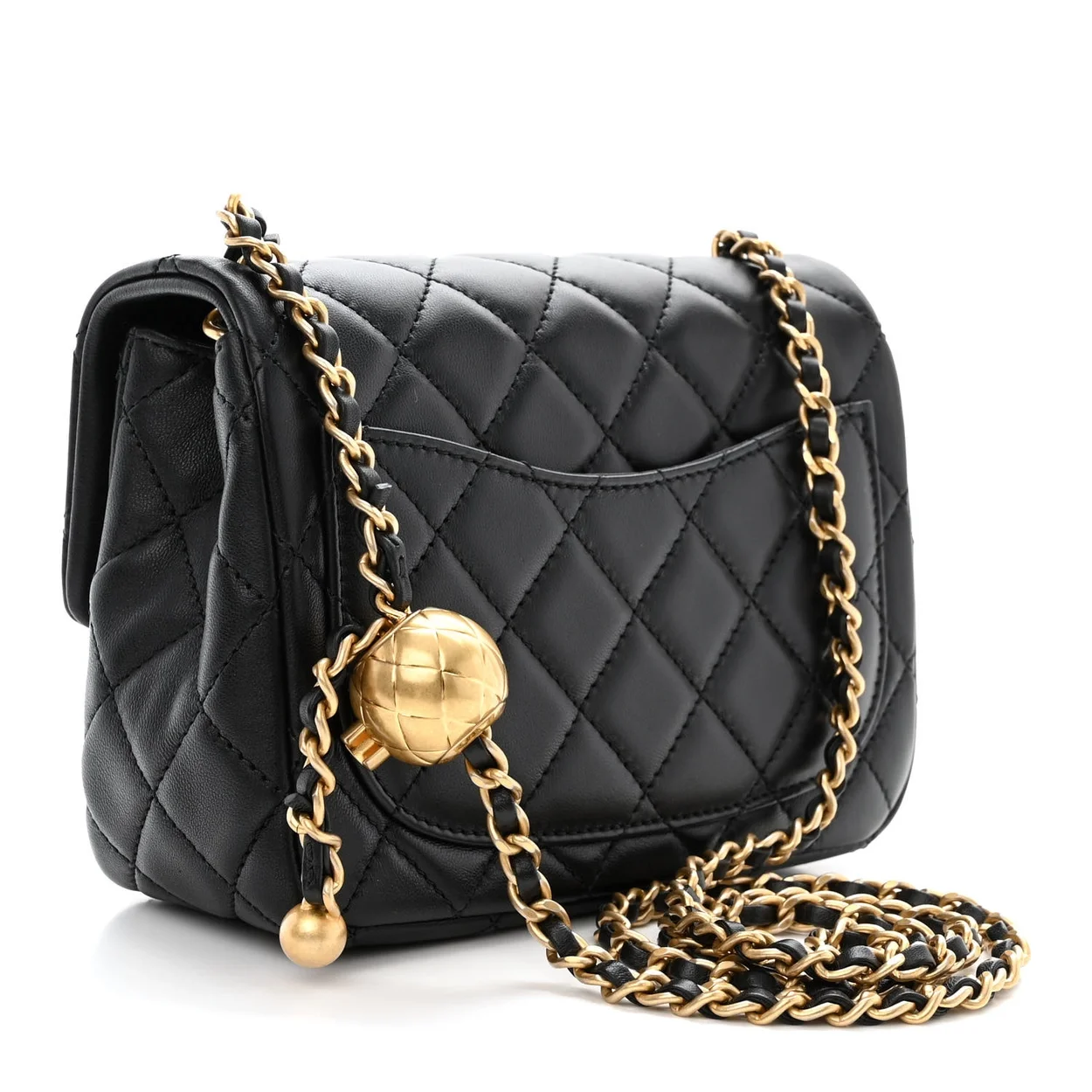 샤넬 뉴미니 골드볼 플랩백 블랙