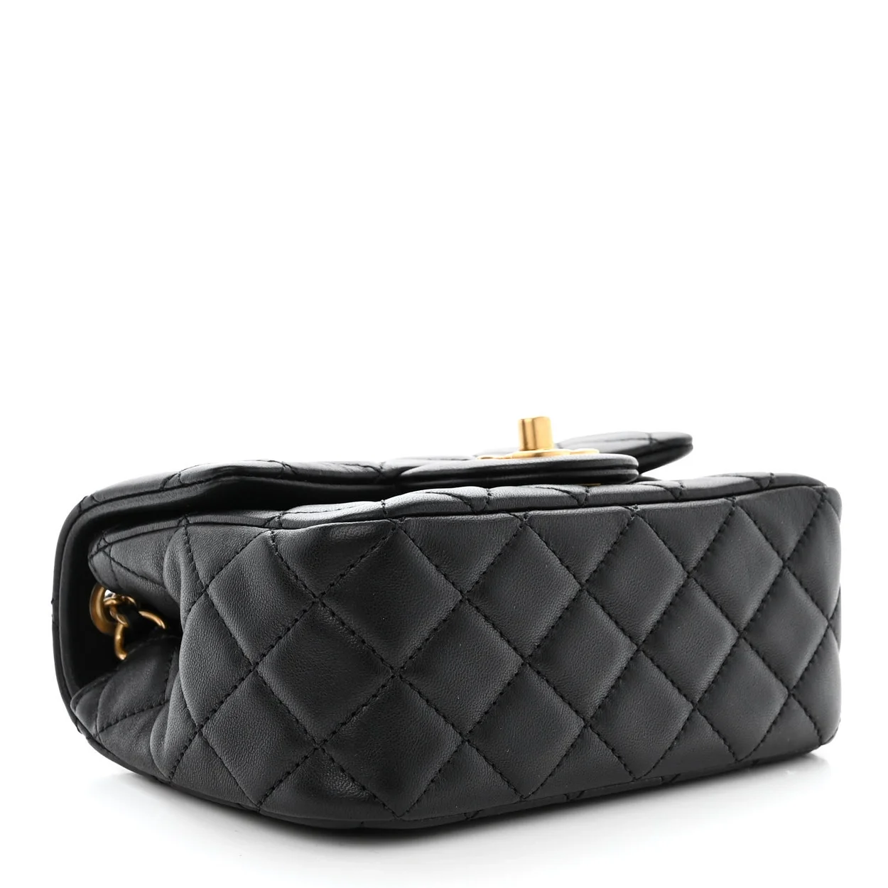 샤넬 뉴미니 골드볼 플랩백 블랙