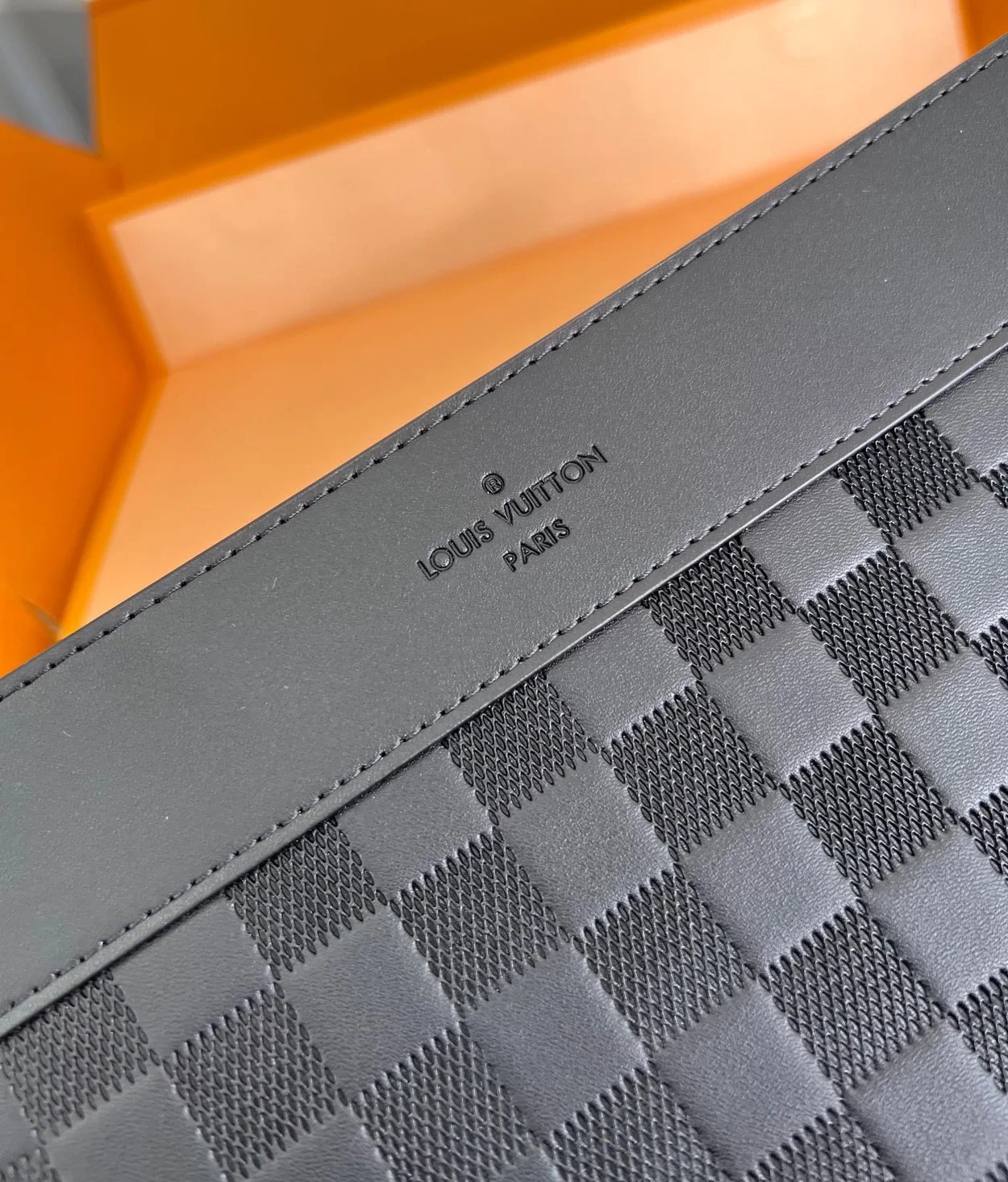 루이비통 다미에 스탠딩 클러치 N64612