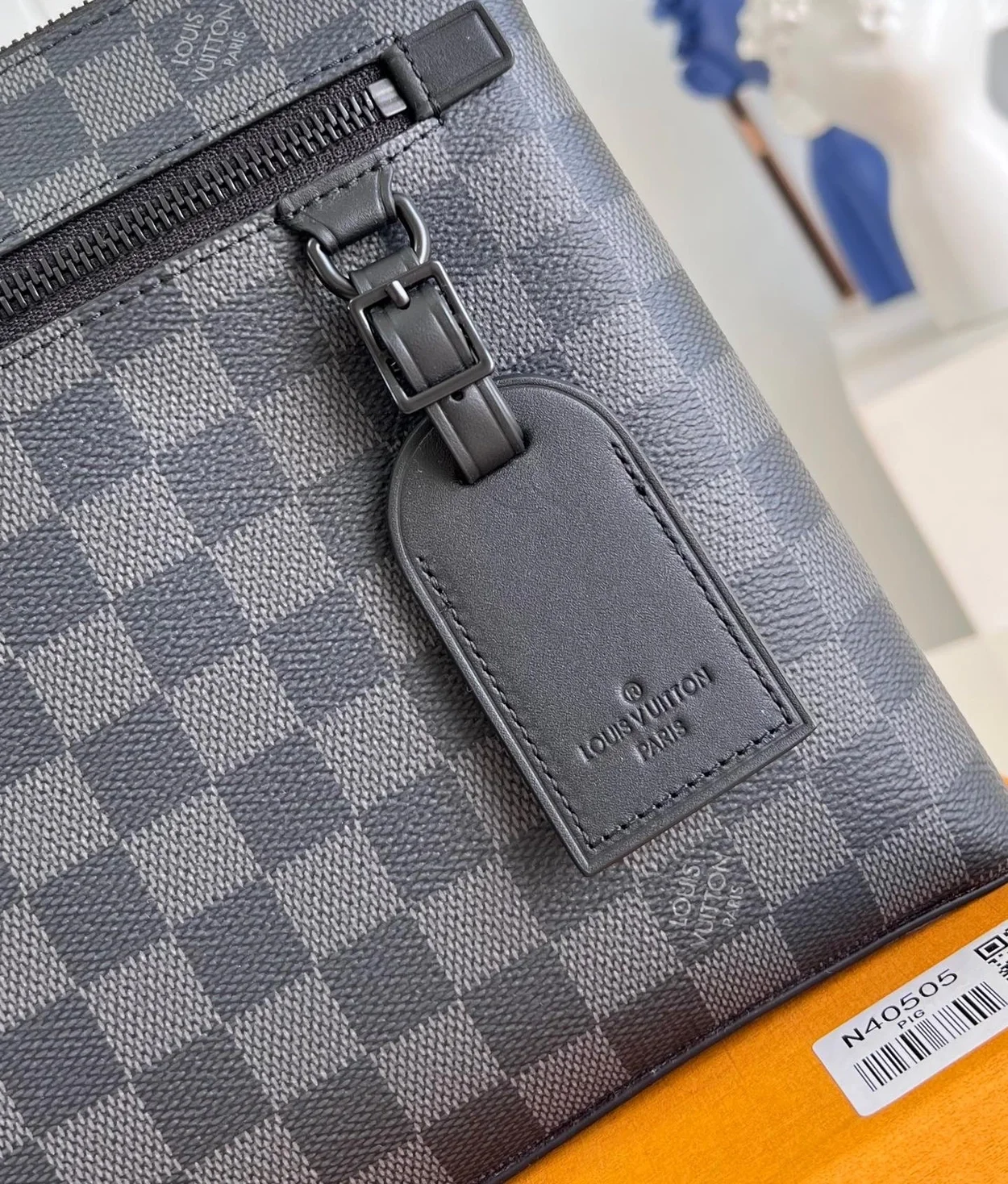 루이비통 테이크오프 파우치 N40505