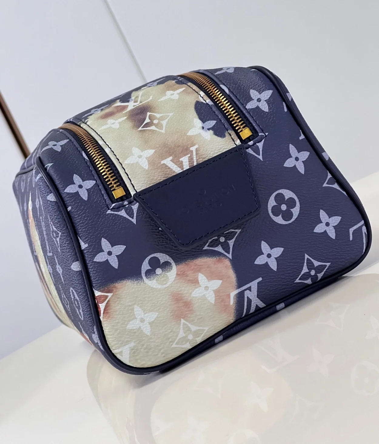 루이비통 도프 키트 M82831