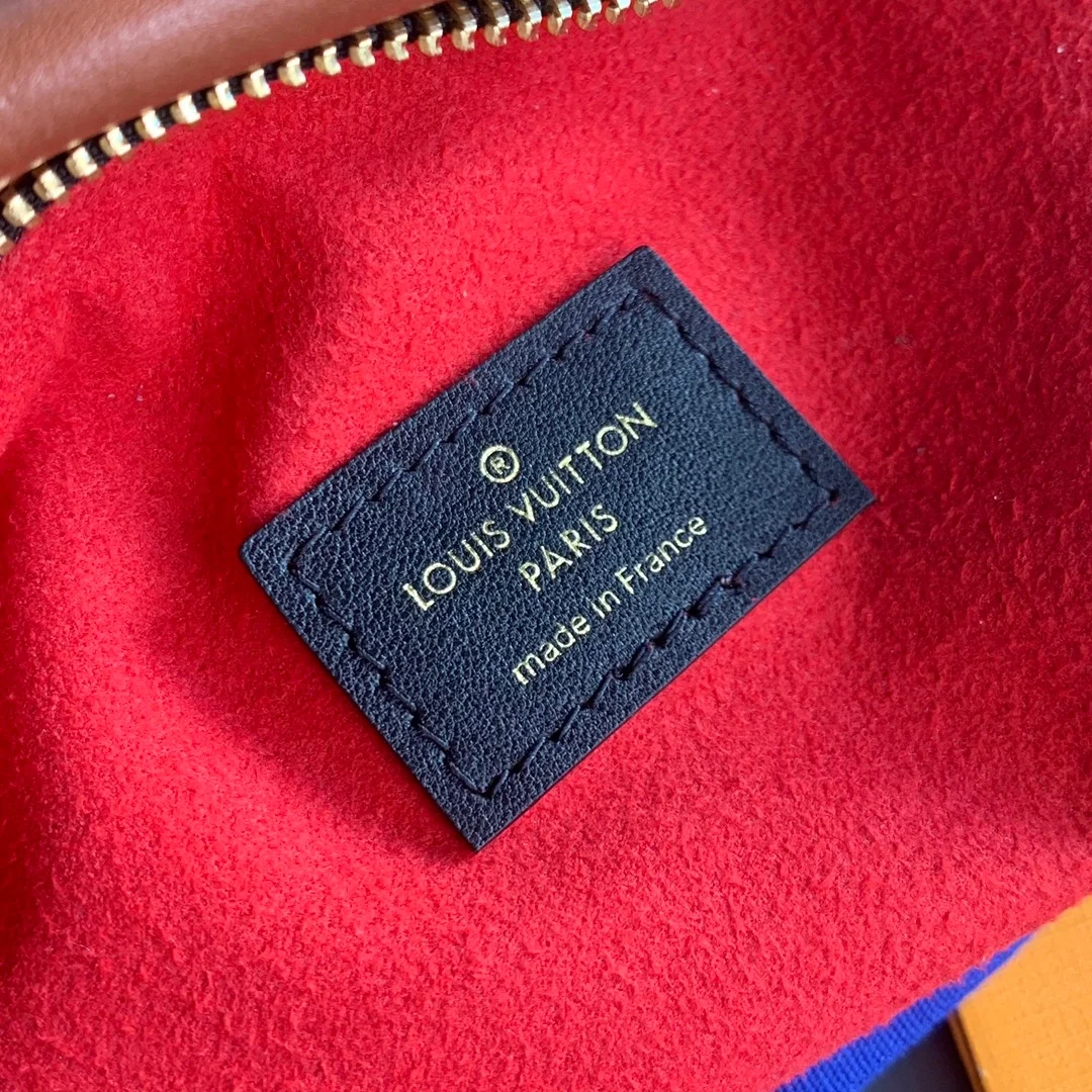 루이비통 튈르리 클러치 M64035