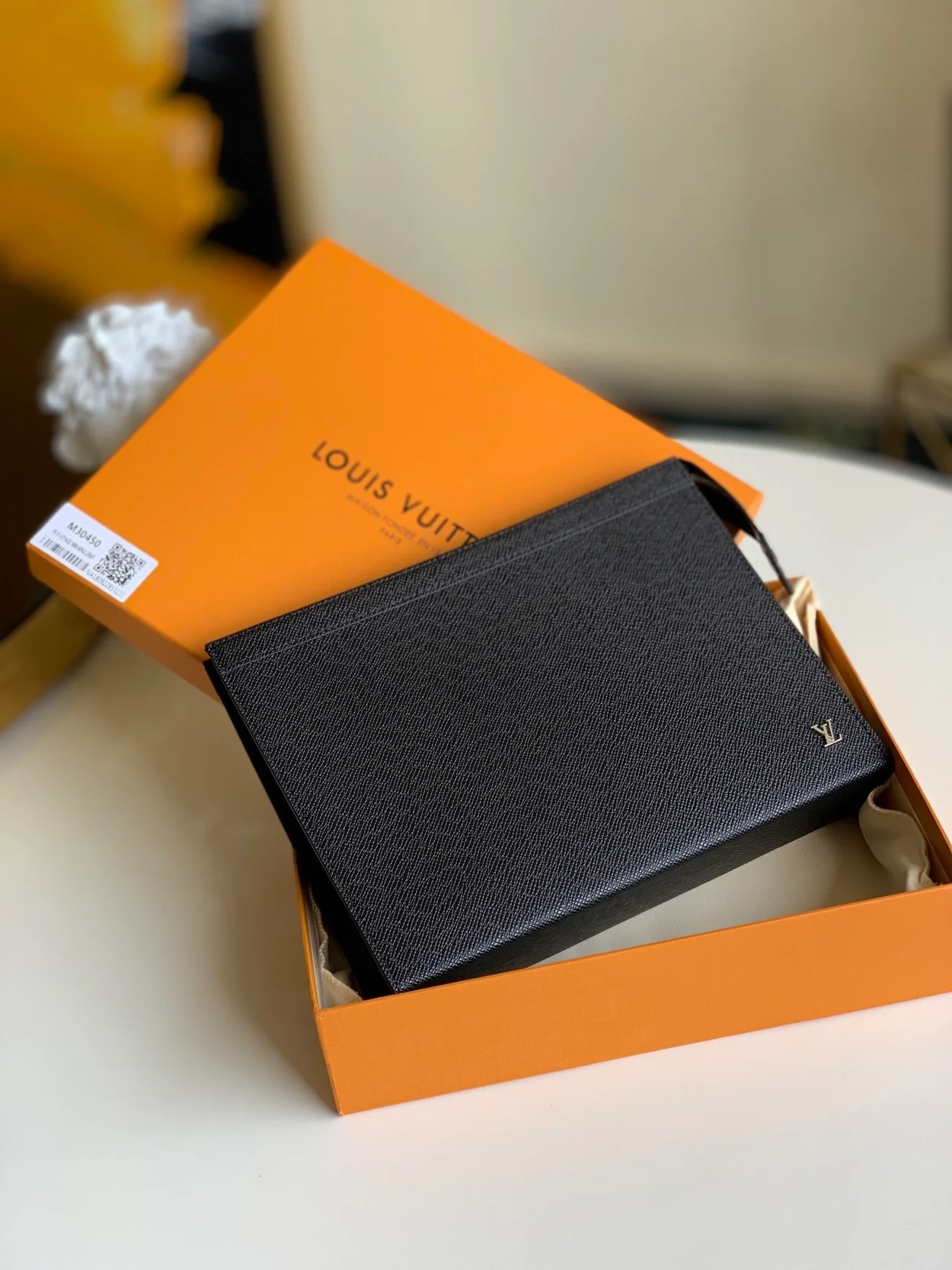 루이비통 포쉐트 보야주 클러치 M30450