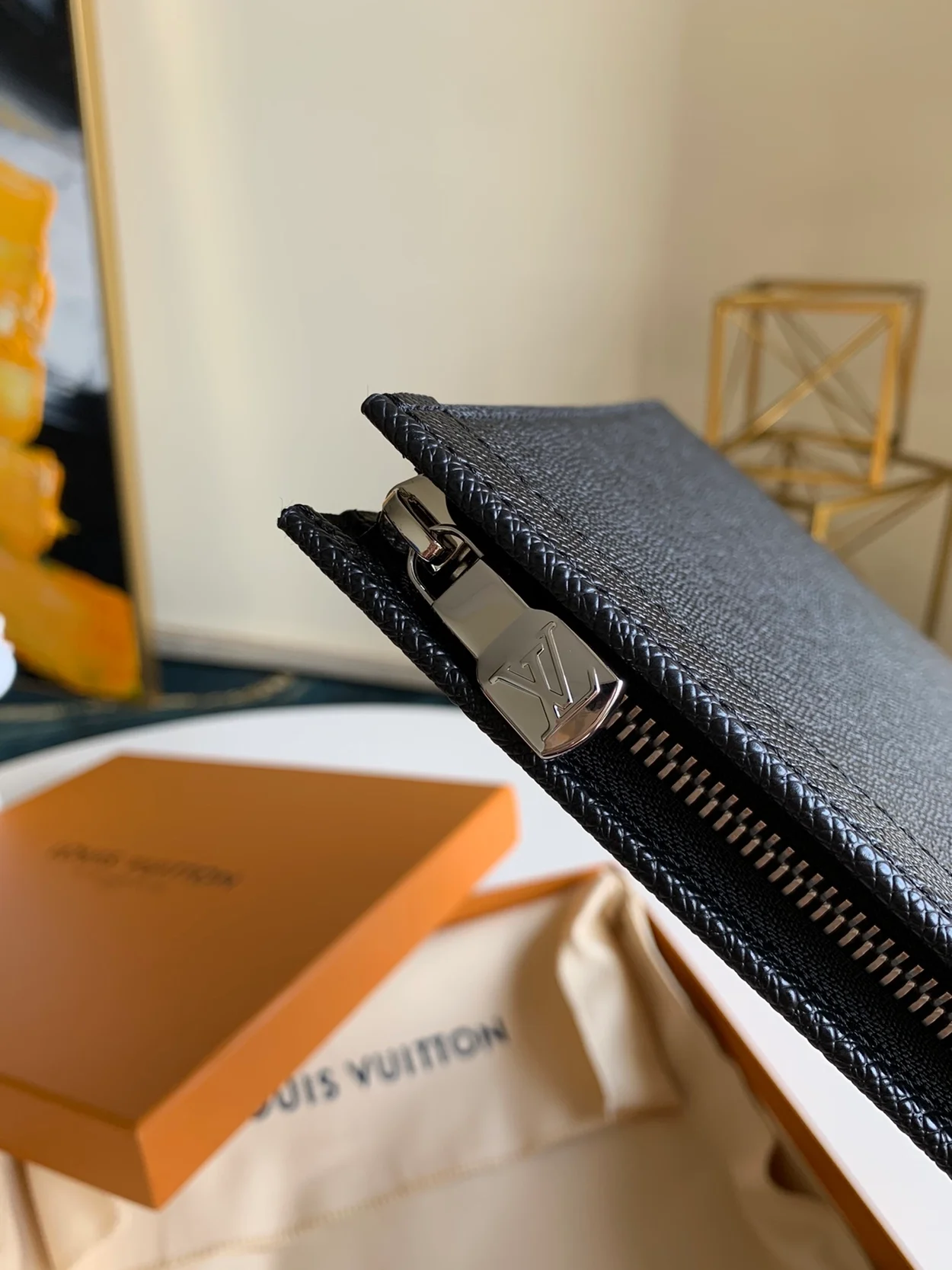 루이비통 포쉐트 보야주 클러치 M30450