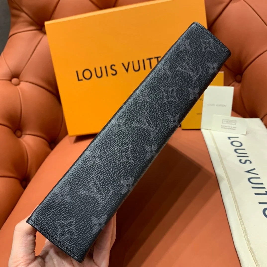 루이비통 포쉐트 보야주 클러치 MM M61692