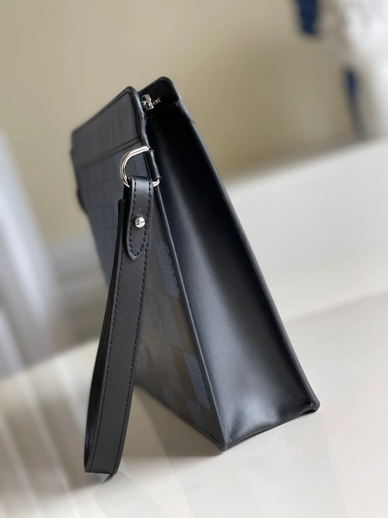 루이비통 스탠딩 파우치 클러치 N60448