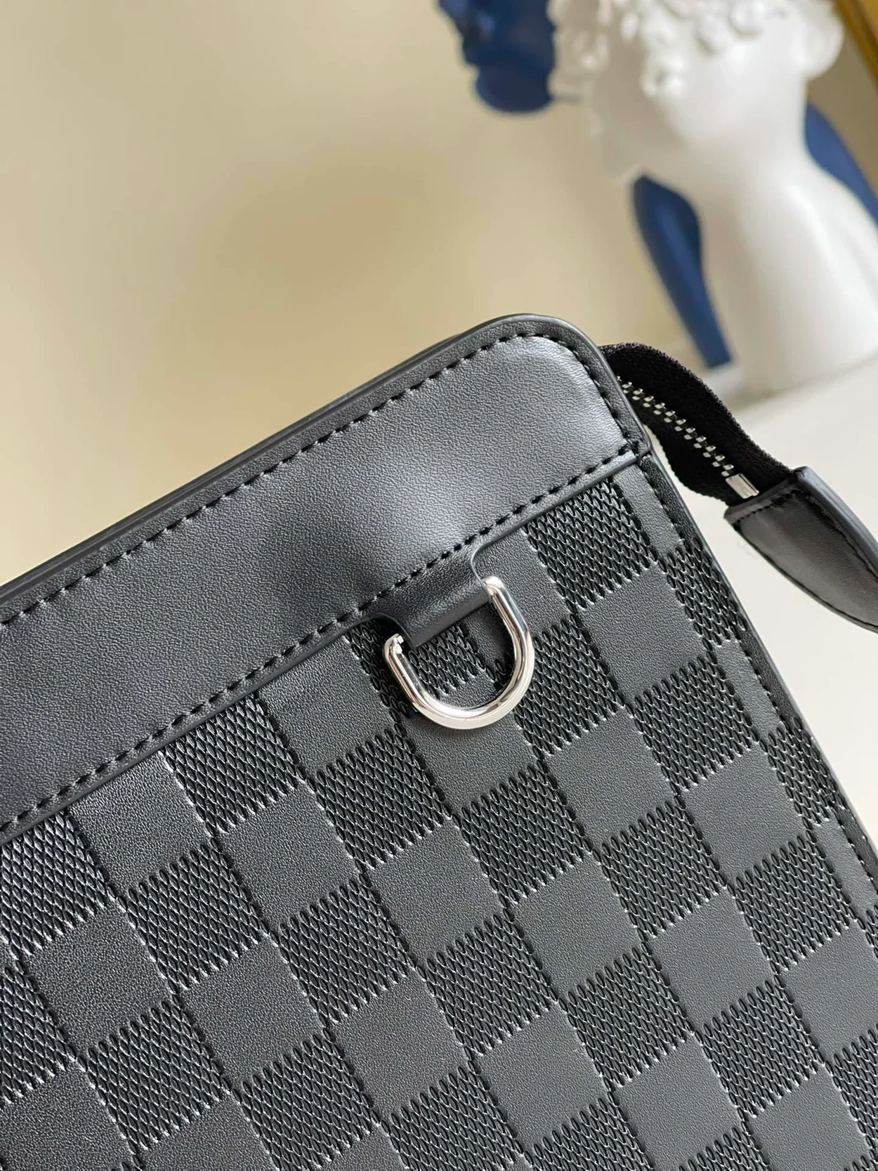 루이비통 디스커버리 포쉐트 다미에 백 N60112