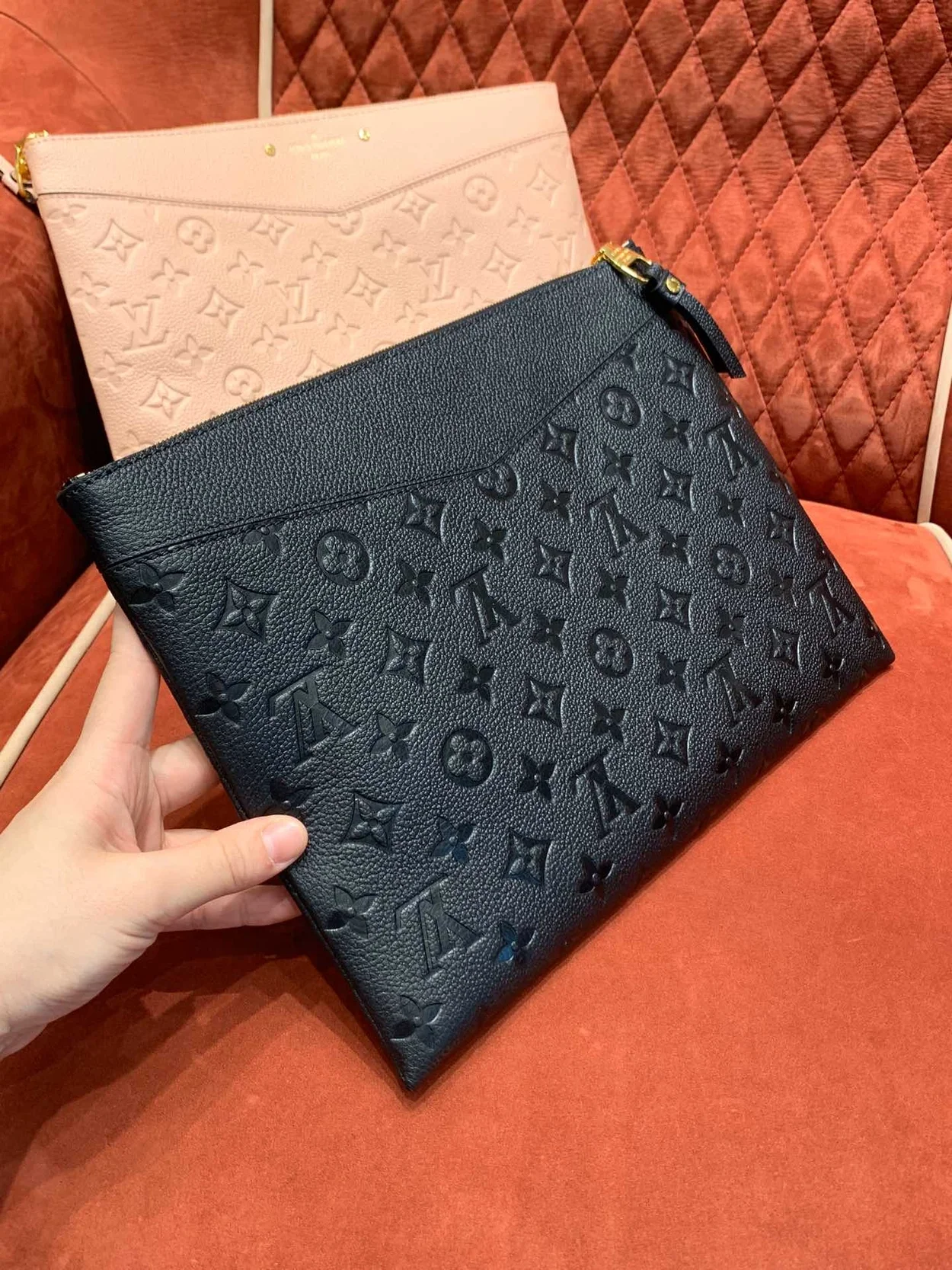 루이비통 데일리 파우치 모노그램 앙프렝뜨 M62937