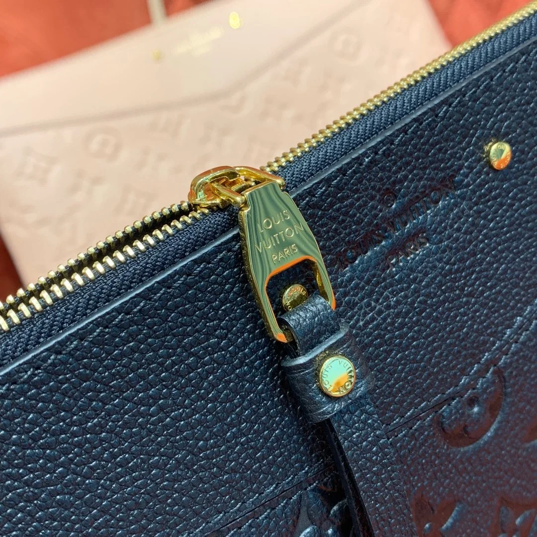 루이비통 데일리 파우치 모노그램 앙프렝뜨 M62937