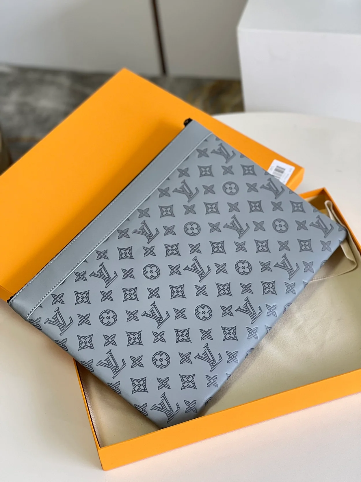 루이비통 포쉐트 디스커버리 M81385