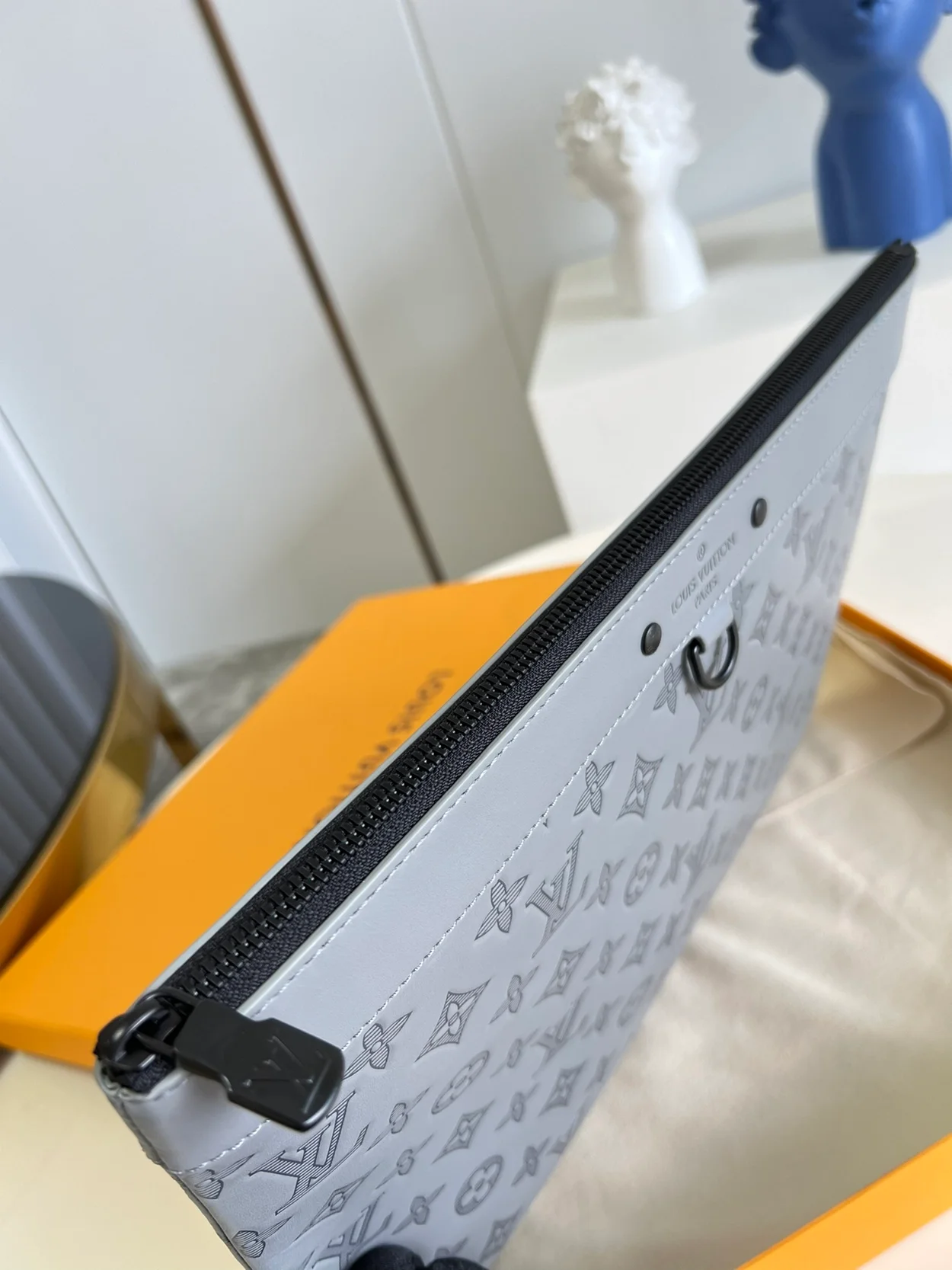 루이비통 포쉐트 디스커버리 M81385