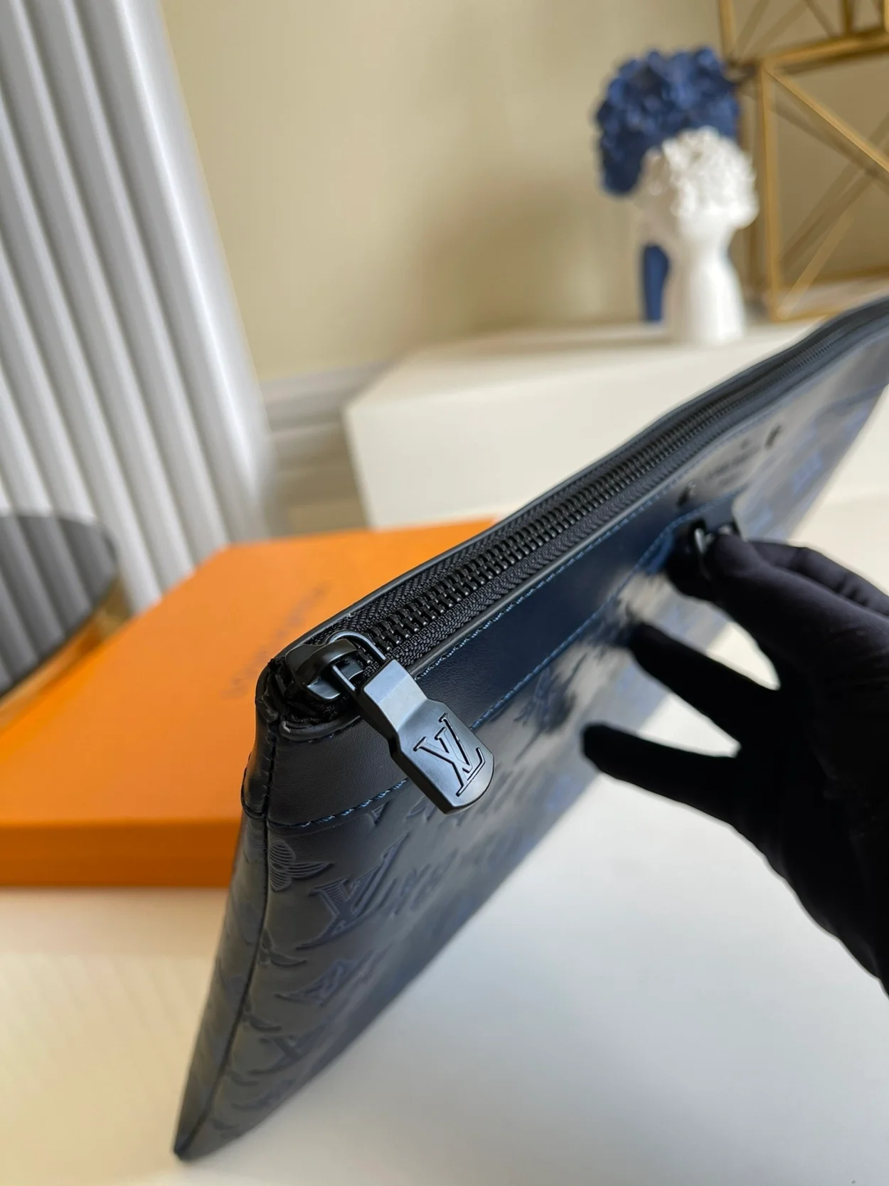 루이비통 디스커버리 포쉐트 GM M80425