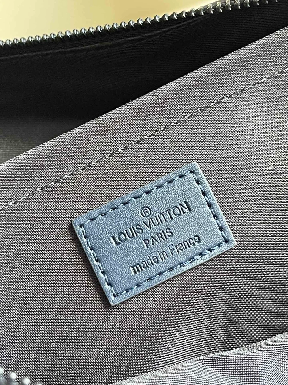 루이비통 디스커버리 포쉐트 GM M80425