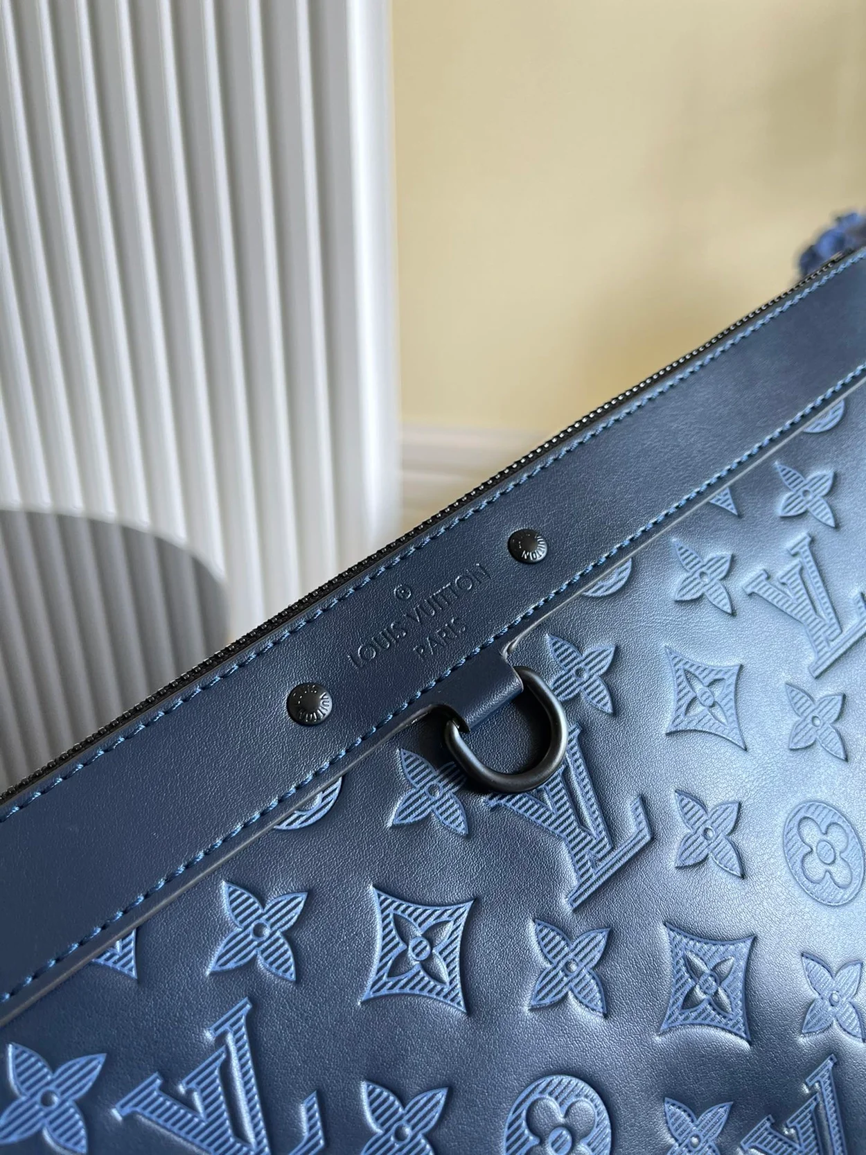 루이비통 디스커버리 포쉐트 GM M80425