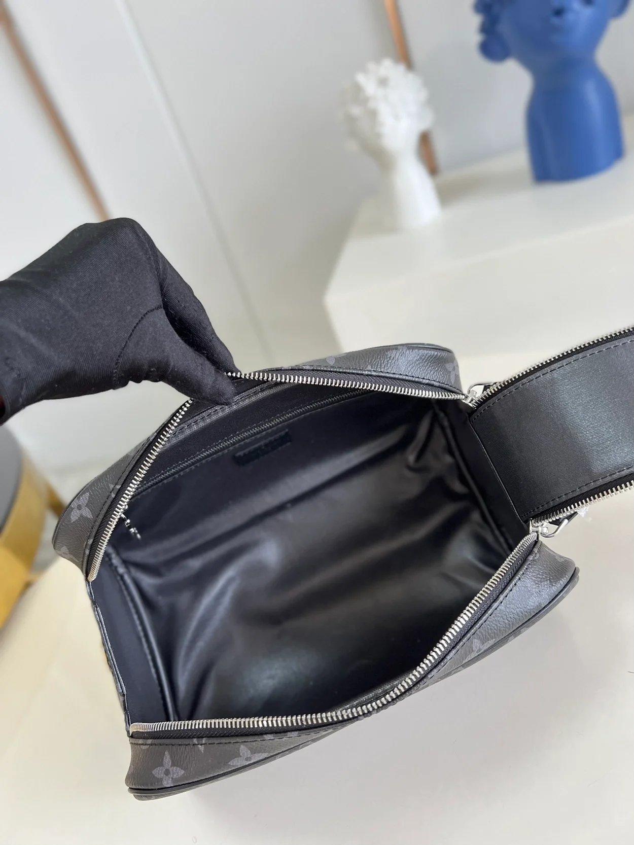 루이비통 도프 키트 M46354