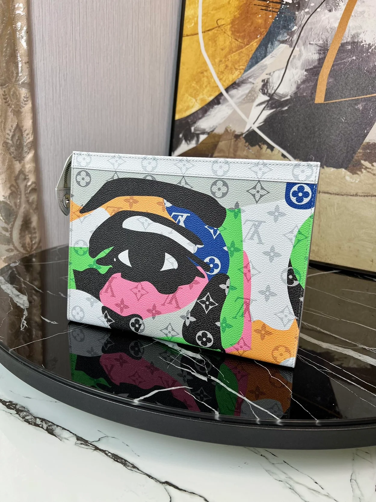 루이비통 포쉐트 보야주 클러치 M82589