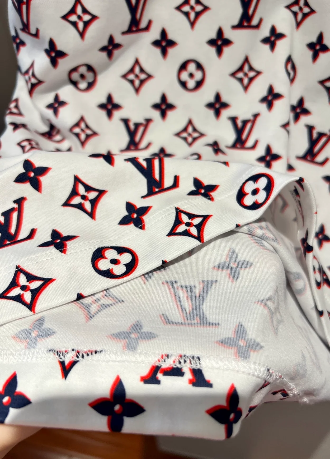 루이비통 트리컬러 모노그램 티셔츠 1AC1SJ