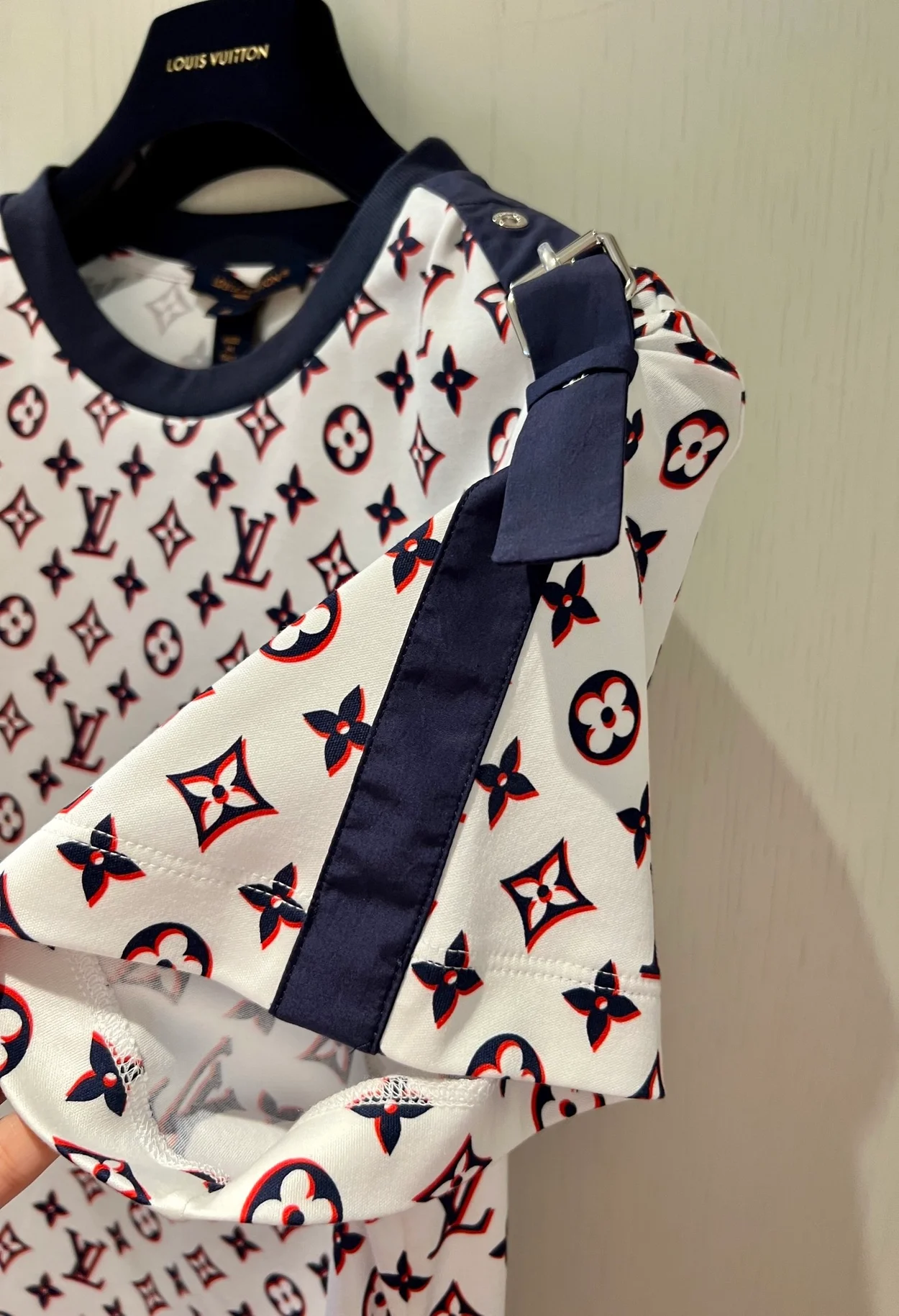 루이비통 트리컬러 모노그램 티셔츠 1AC1SJ