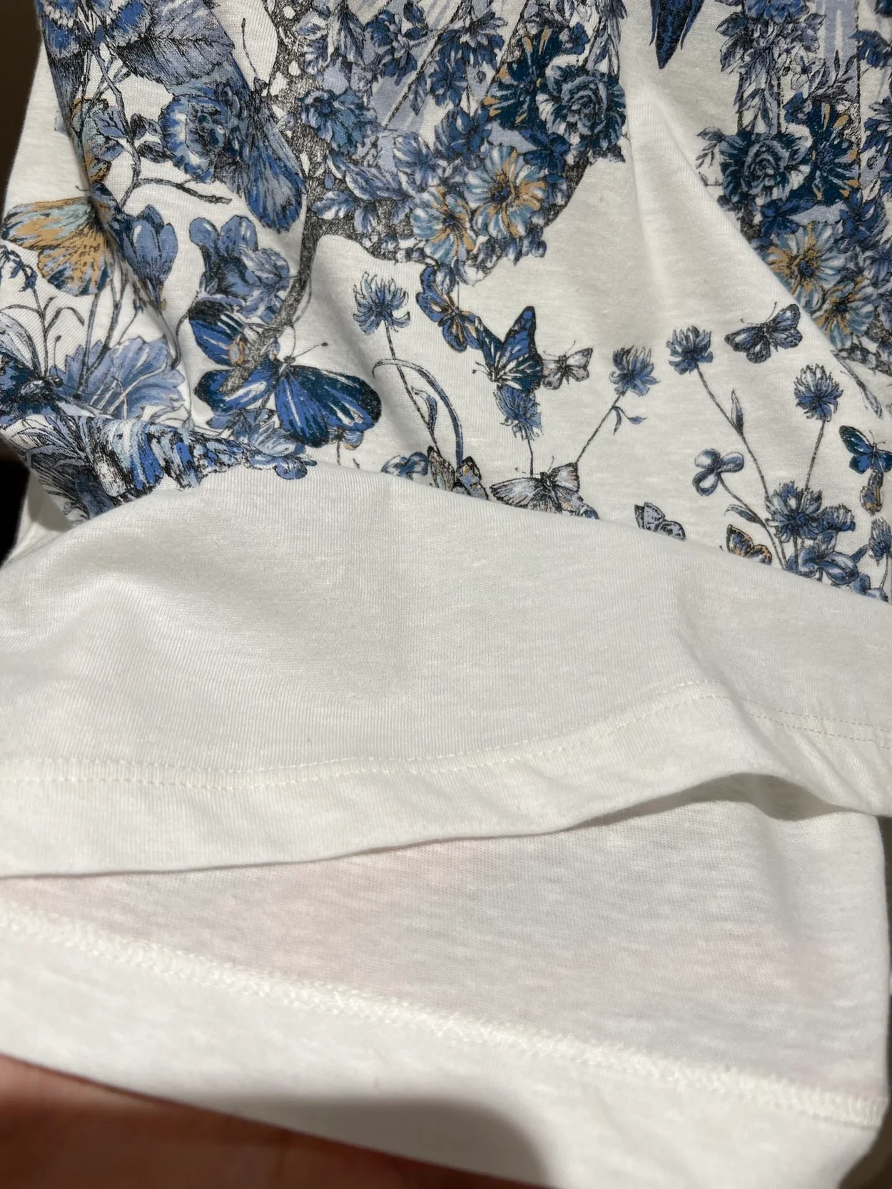 디올 파스텔 미드나잇 블루 버터플라이 티셔츠