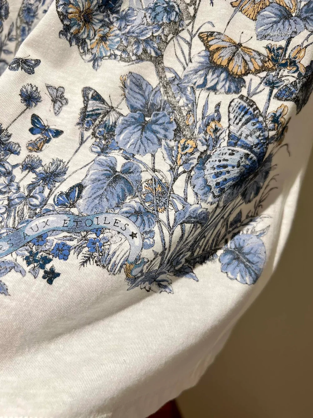 디올 파스텔 미드나잇 블루 버터플라이 티셔츠