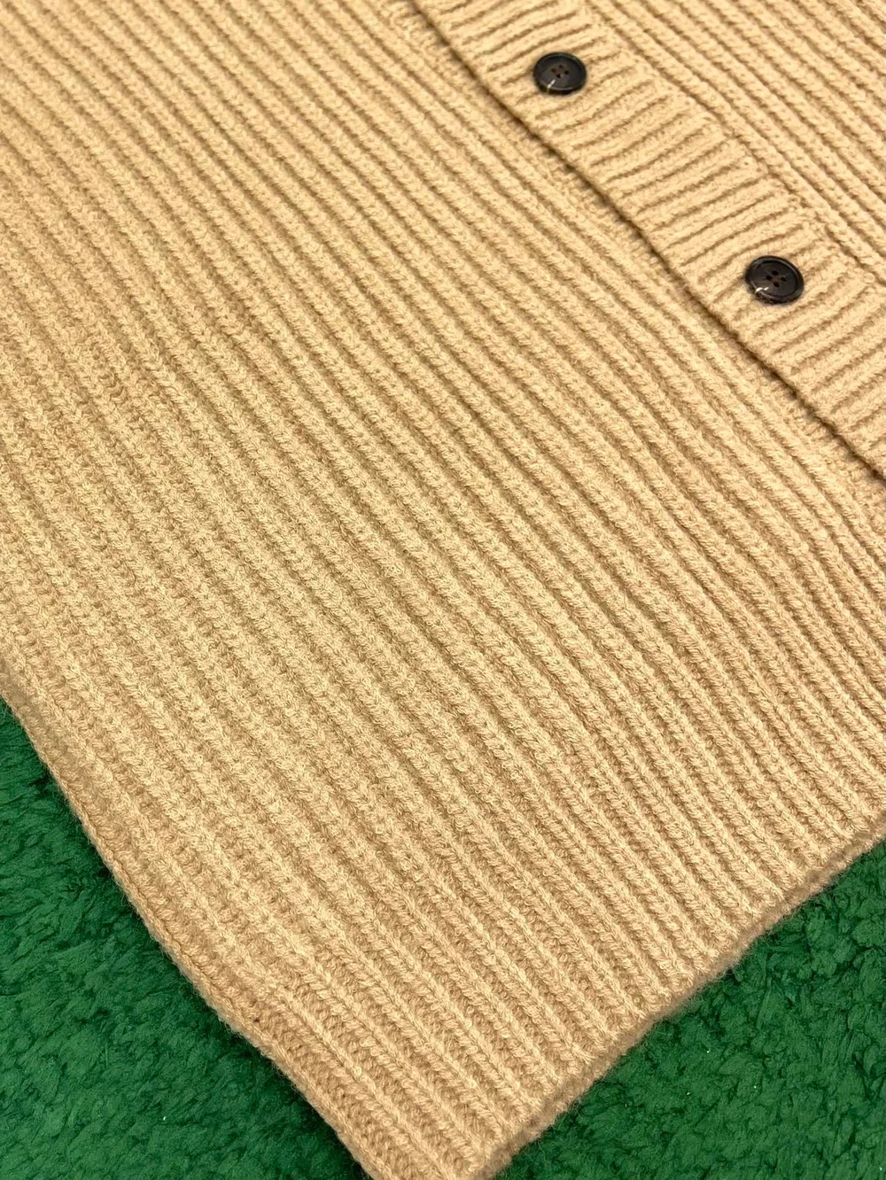 프라다 캐시고라 니트 가디건