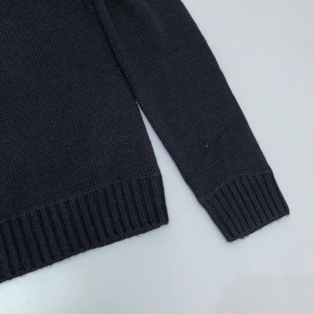 프라다 울 캐시미어 가디건