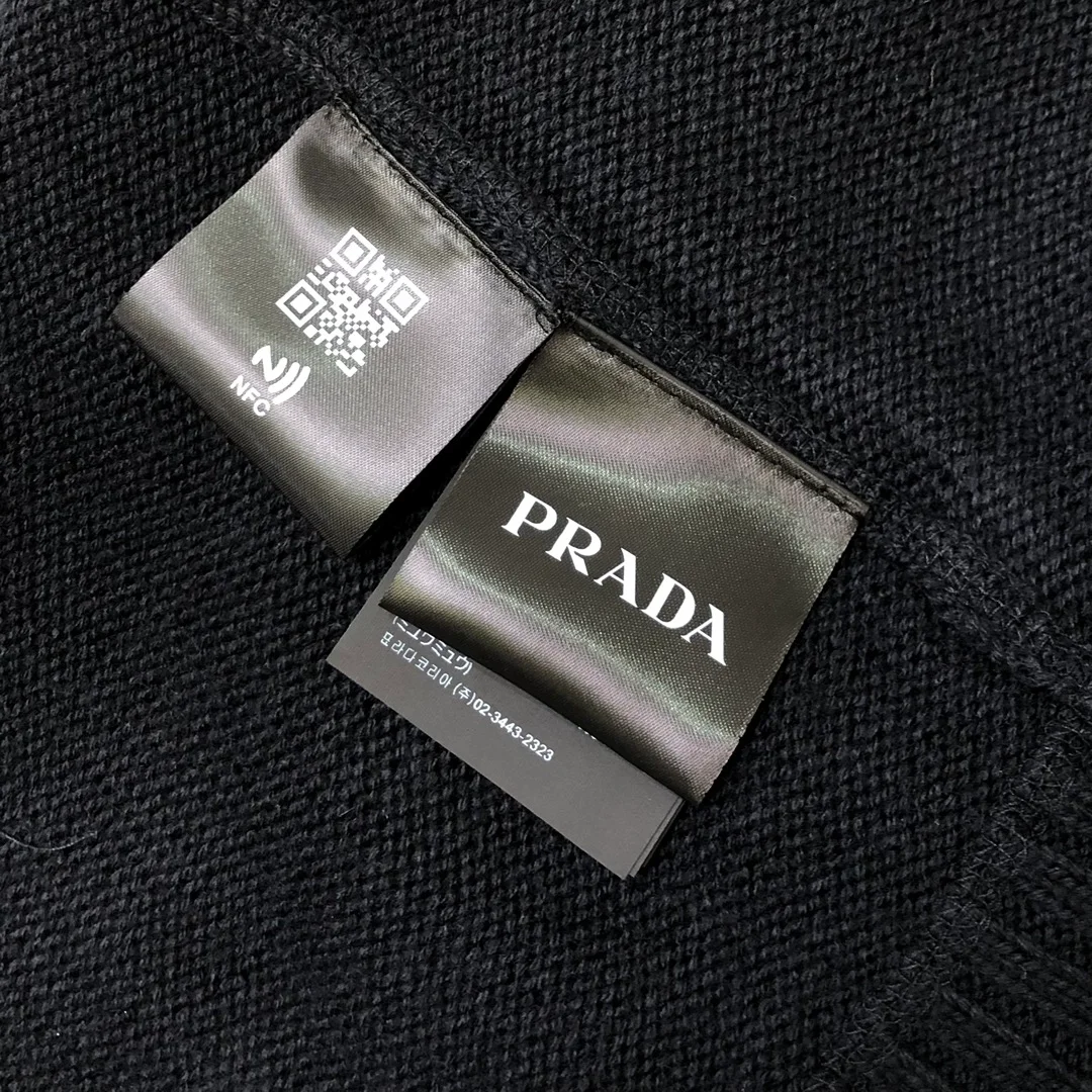 프라다 울 캐시미어 가디건