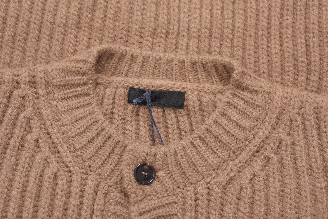 프라다 캐시고라 니트 가디건