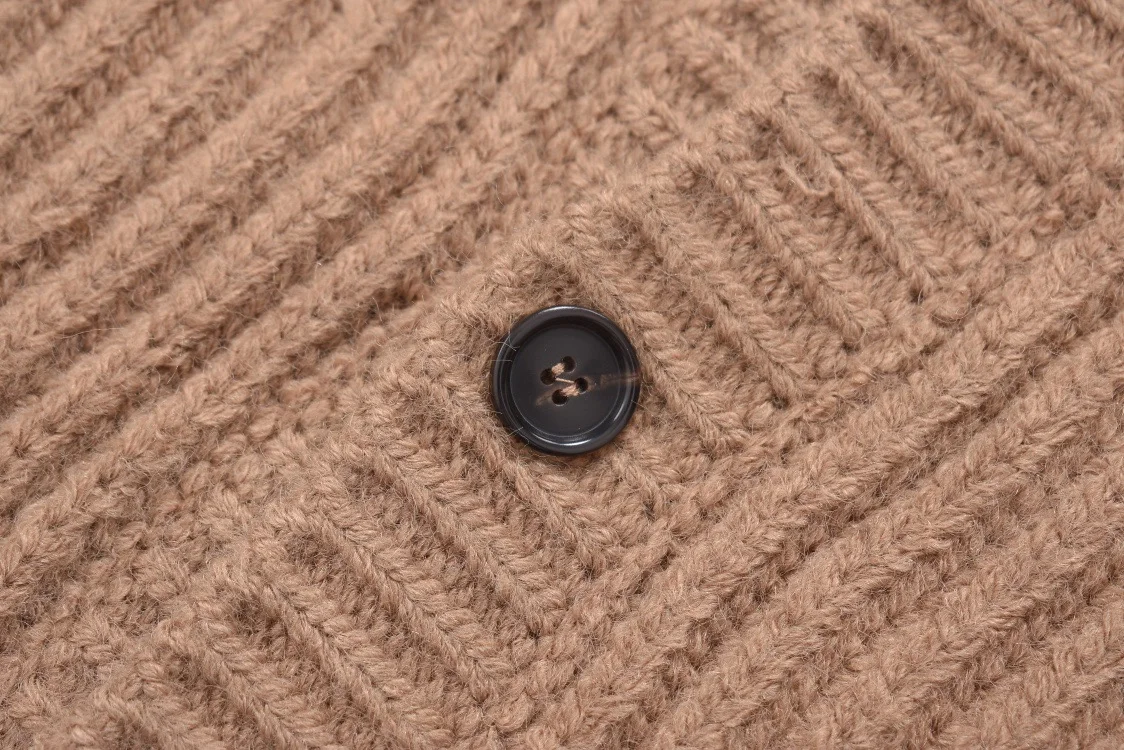 프라다 캐시고라 니트 가디건