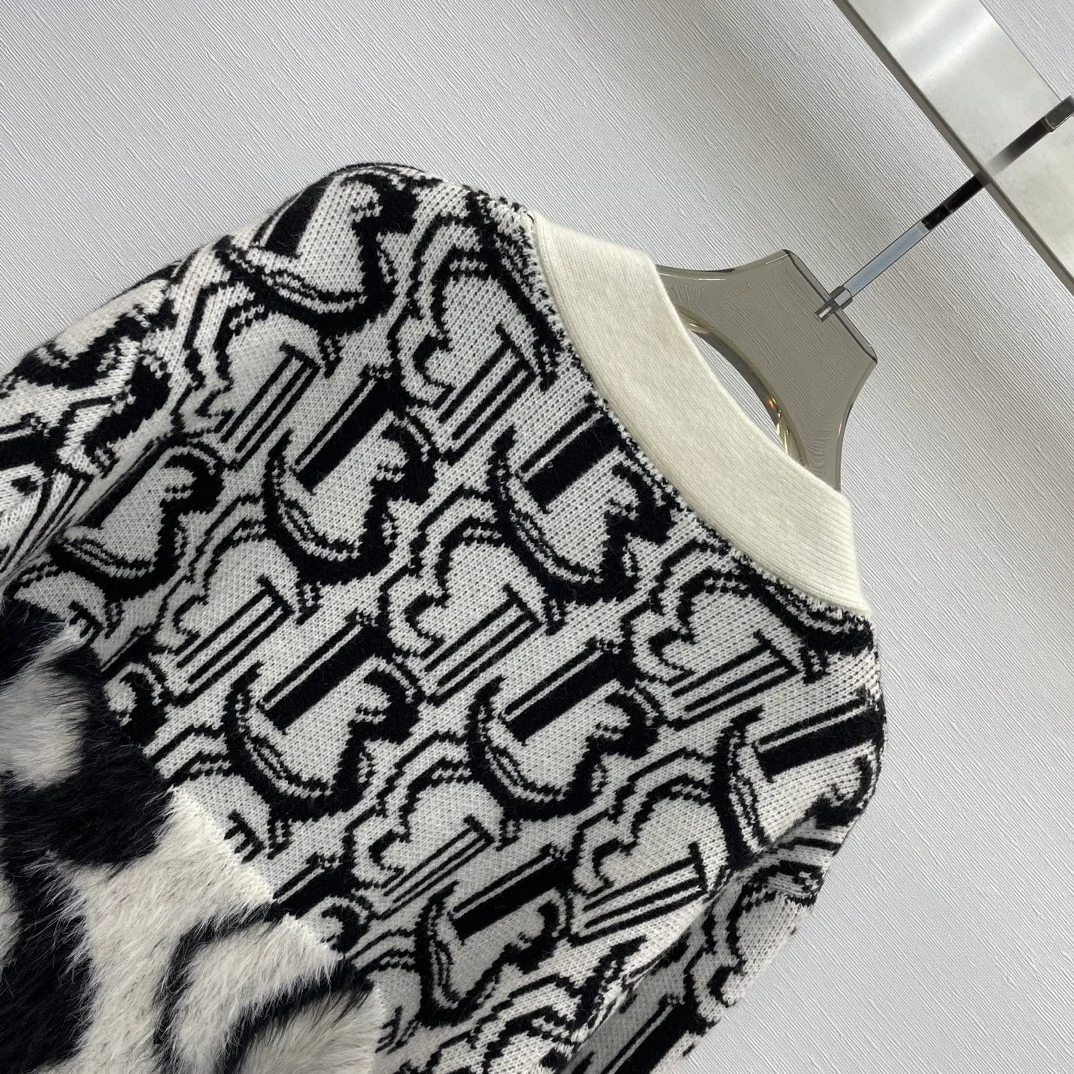 13 데마르조 모노그램 베어 가디건