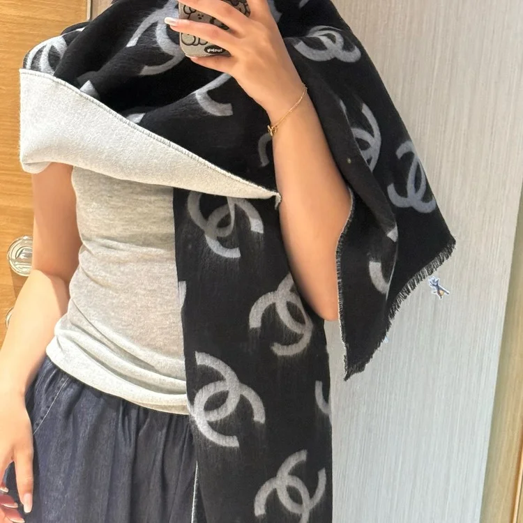 샤넬 cc 로고 머플러 캐시미어 100%