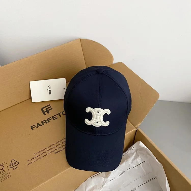 셀린느 캡 모자