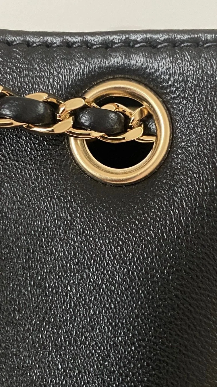 []샤넬 원 포켓 듀마 백팩 스몰 램스킨 블랙