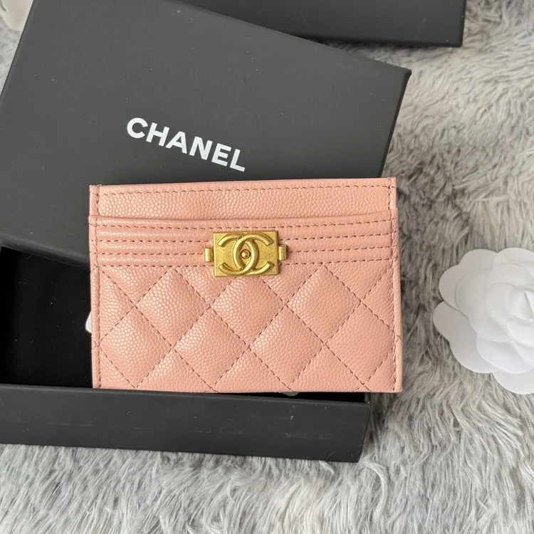 샤넬 보이 캐비어 카드슬롯 지갑