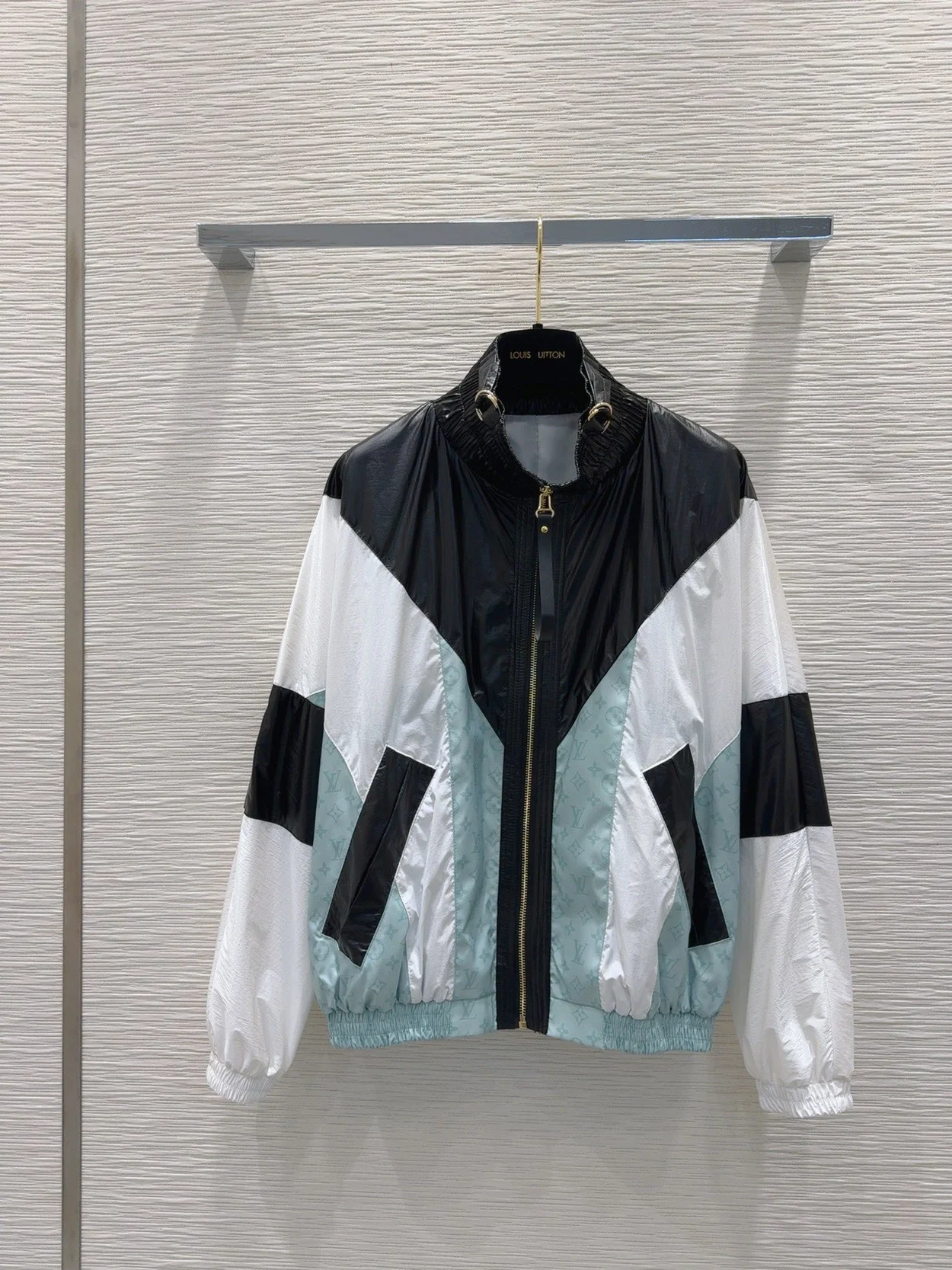 루이비통 스포티 컬러 블록 집업 파카