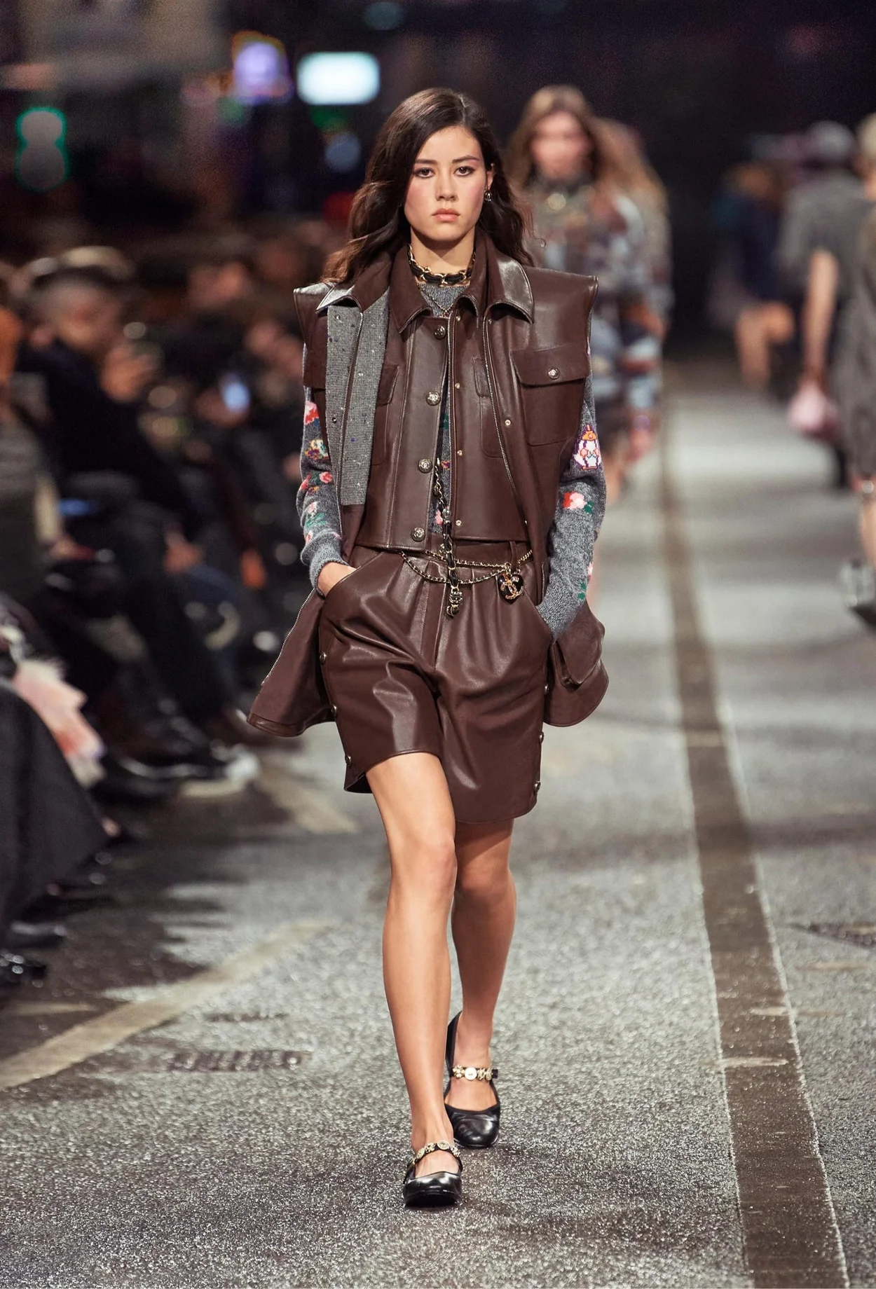 샤넬 카프스킨 베스트