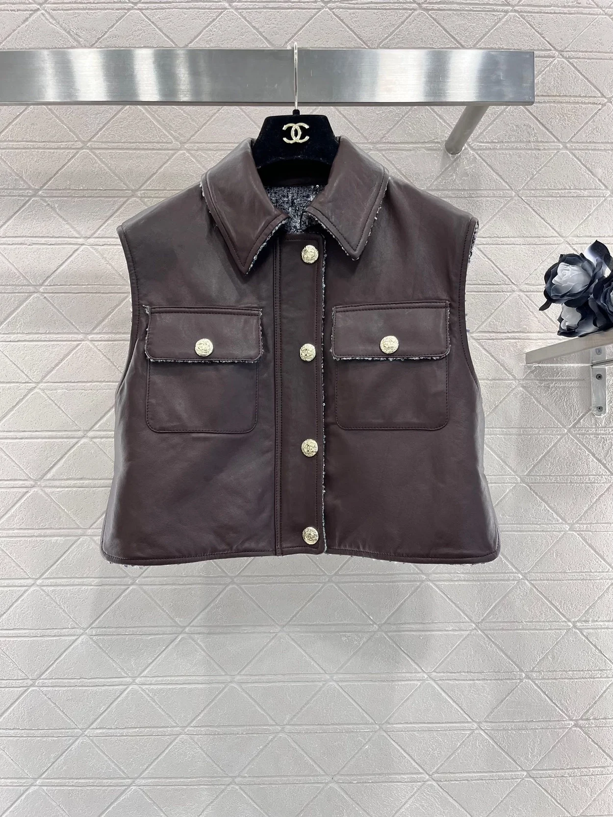 샤넬 카프스킨 베스트