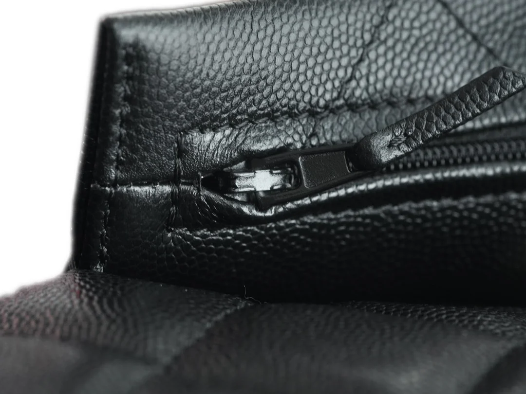 샤넬 24C 클래식 캐비어 플랩백