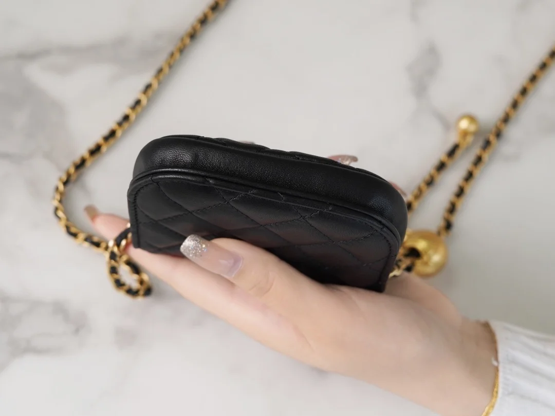 샤넬 WOC 골드볼 퀼팅 체인 웨이스트 미니백
