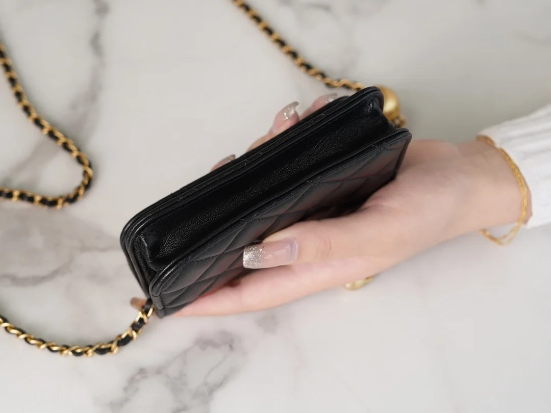 샤넬 WOC 골드볼 퀼팅 체인 미니백