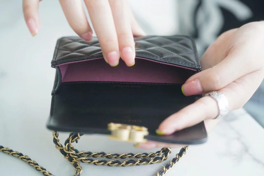 샤넬 더블 골드볼 미니 WOC 블랙