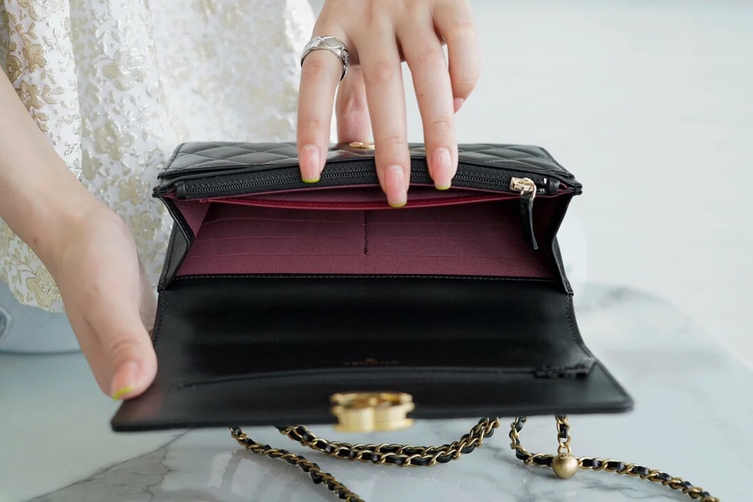 샤넬 WOC 체인 월렛 블랙 카프스킨