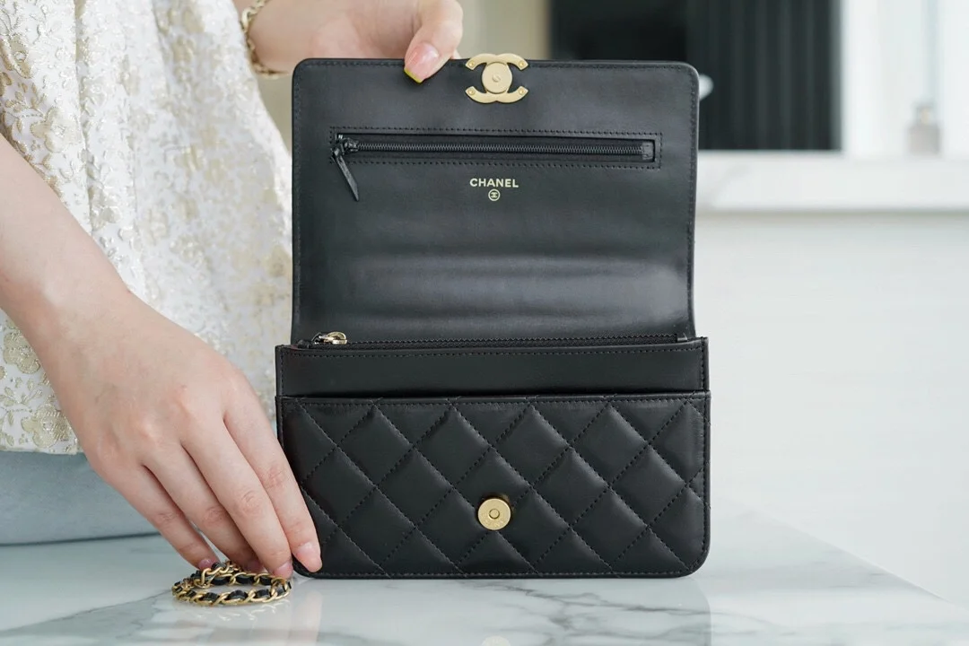 샤넬 WOC 체인 월렛 블랙 카프스킨