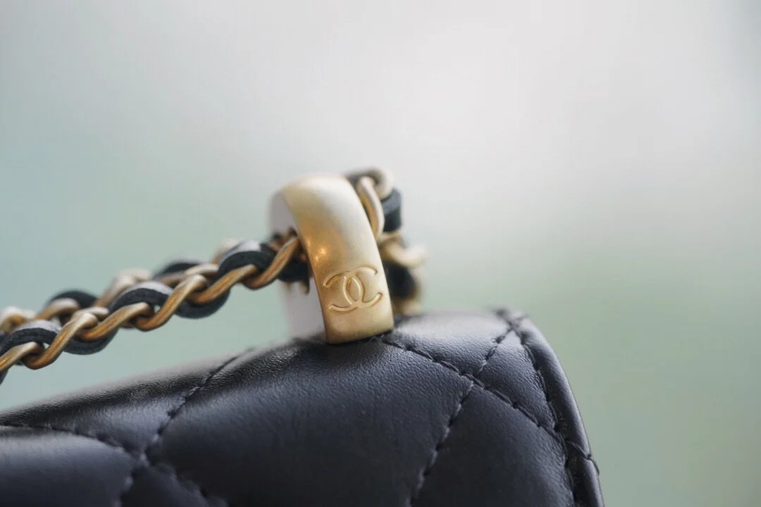 샤넬 WOC 체인 월렛 블랙 카프스킨